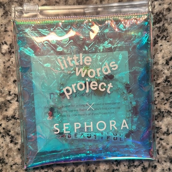 Sephora X Little Words Project Rouge Member Exclusive Bracelet Set - Picture 2 of 2